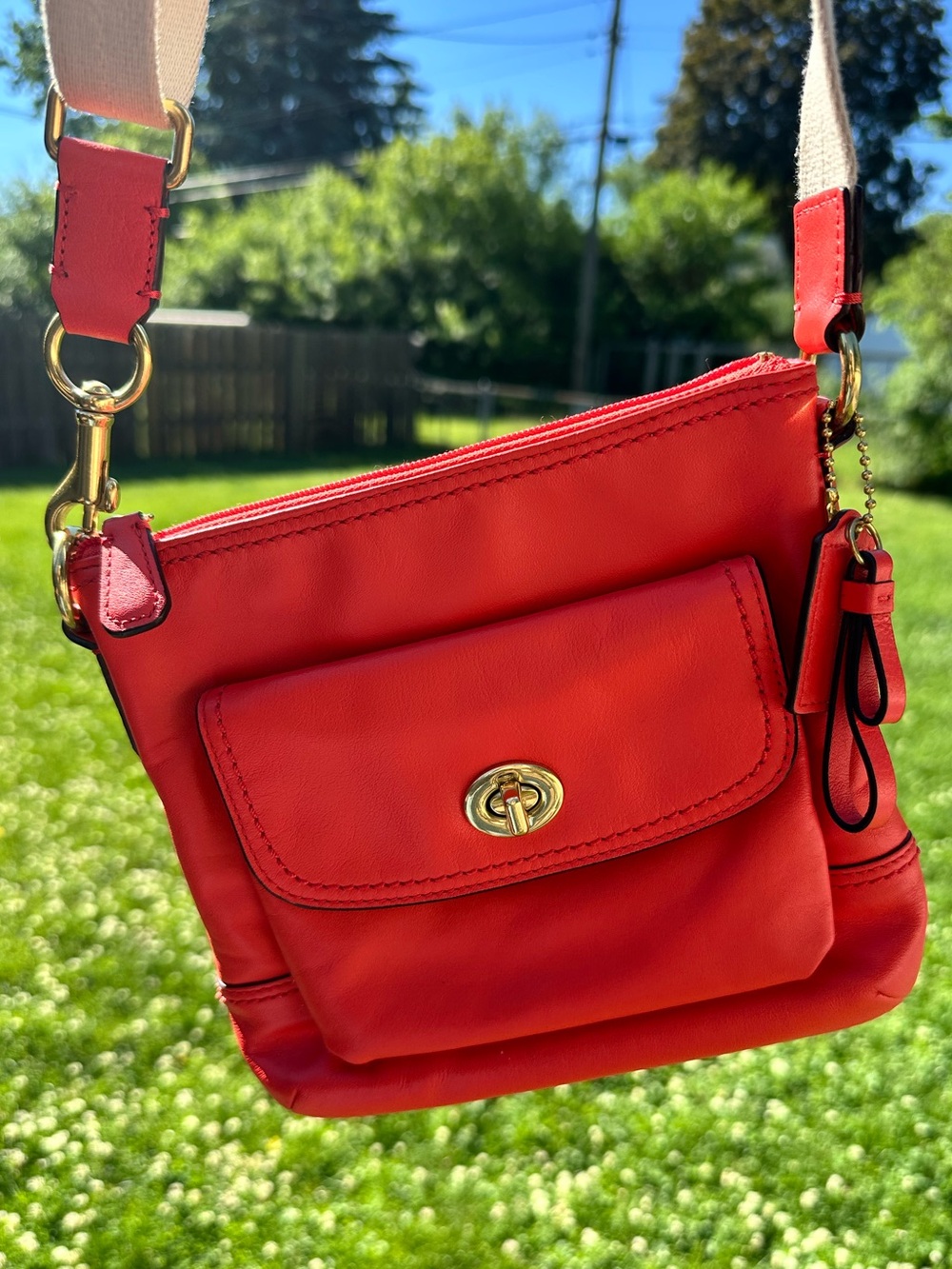 Coach Campbell Leather Swingpack Crossbody Bag